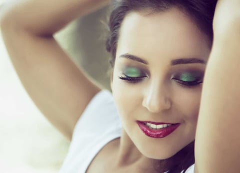 The-order-to-put-on-makeup-for-crossdressers