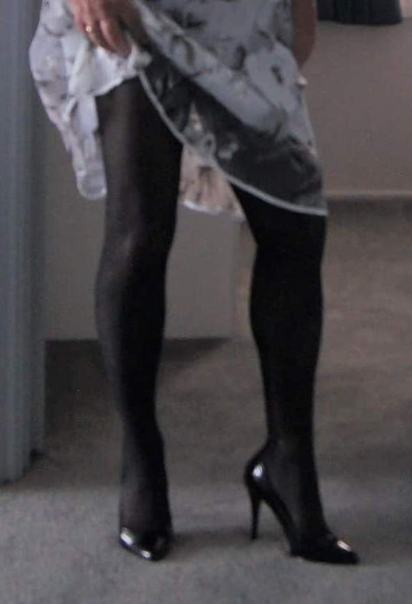 Legs Crossdresser Heaven 