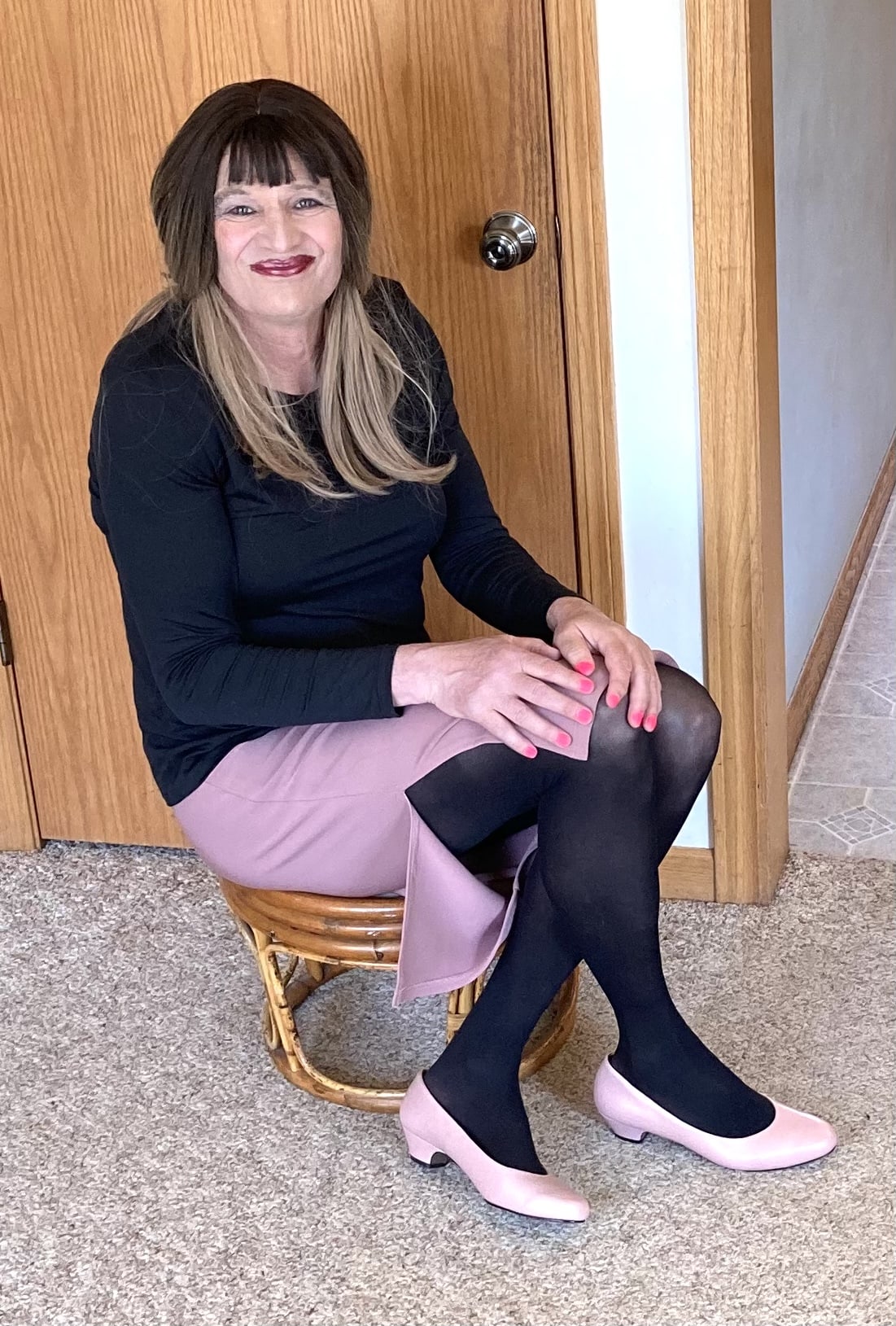 How to wear colored tights  HOWTOWEAR Fashion